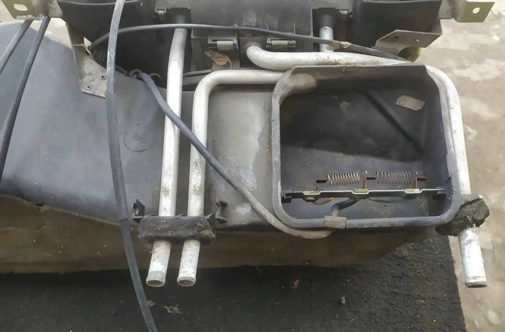 Mercedes-Benz W123 Kombi Heater με καλώδια κλιματισμού Product image