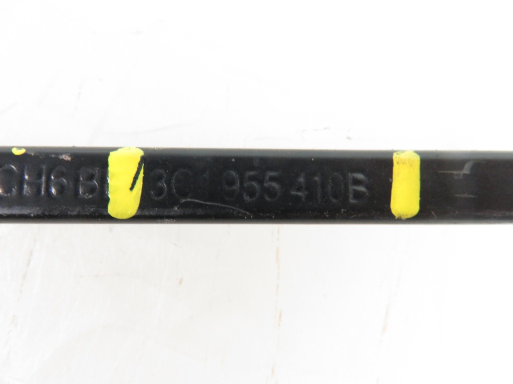 ΜΠΡΑΣΙΟΝ ΥΑΛΟΚΑΛΥΣΤΗΡΙΟΥ ΔΕΞΙ VW PASSAT B7 3C1955410B Product image