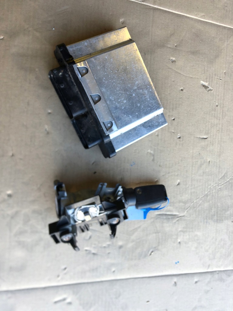 Ελεγκτής κινητήρα VW sportswan 04E907309BH Product image