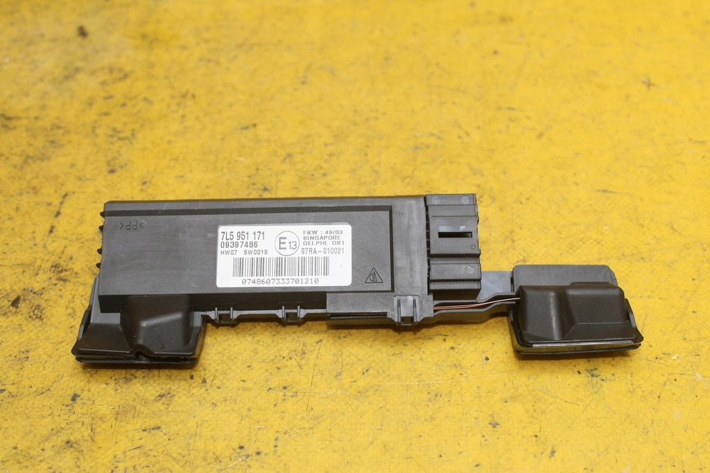 ΜΟΝΑΔΑ ΣΥΝΑΓΕΡΜΟΥ ΕΛΕΓΧΟΥ 7L5951171 CAYENNE Product image
