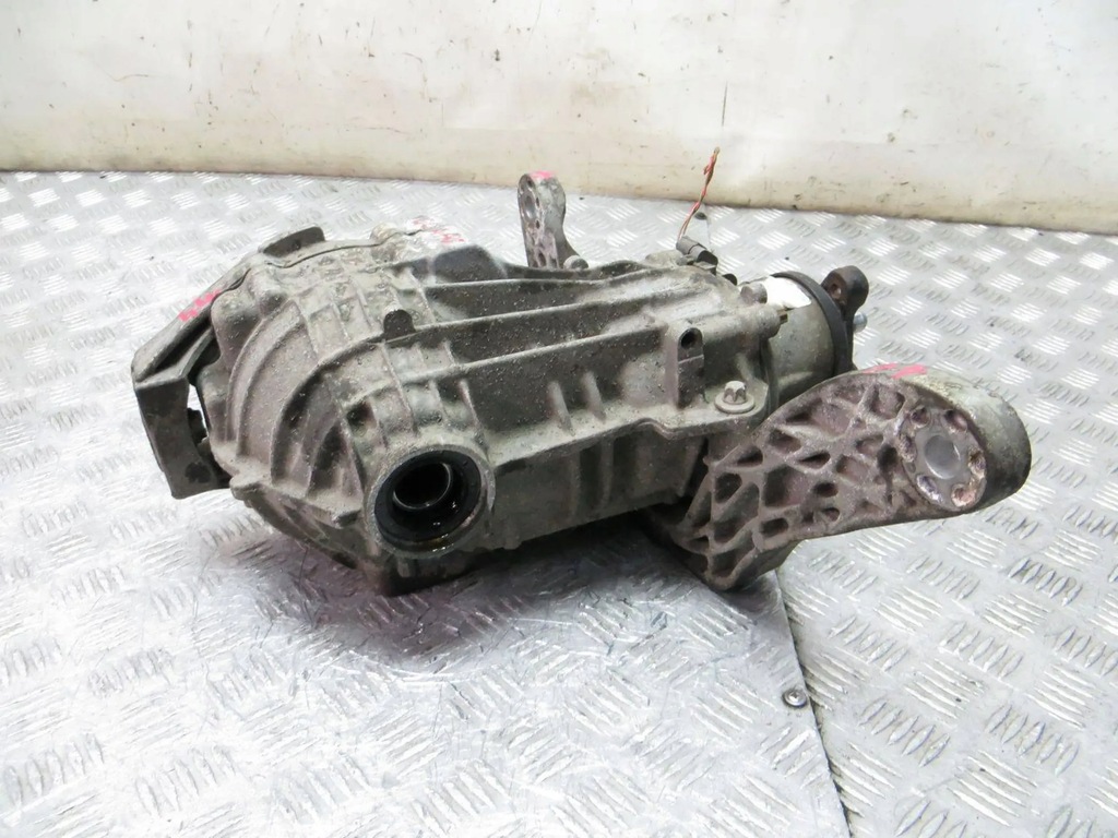 MERCEDES CLA W117 2.0T ΑΥΤΟΜΑΤΟΣ ΠΙΣΩ ΑΞΟΝΑΣ 2463500001 Product image