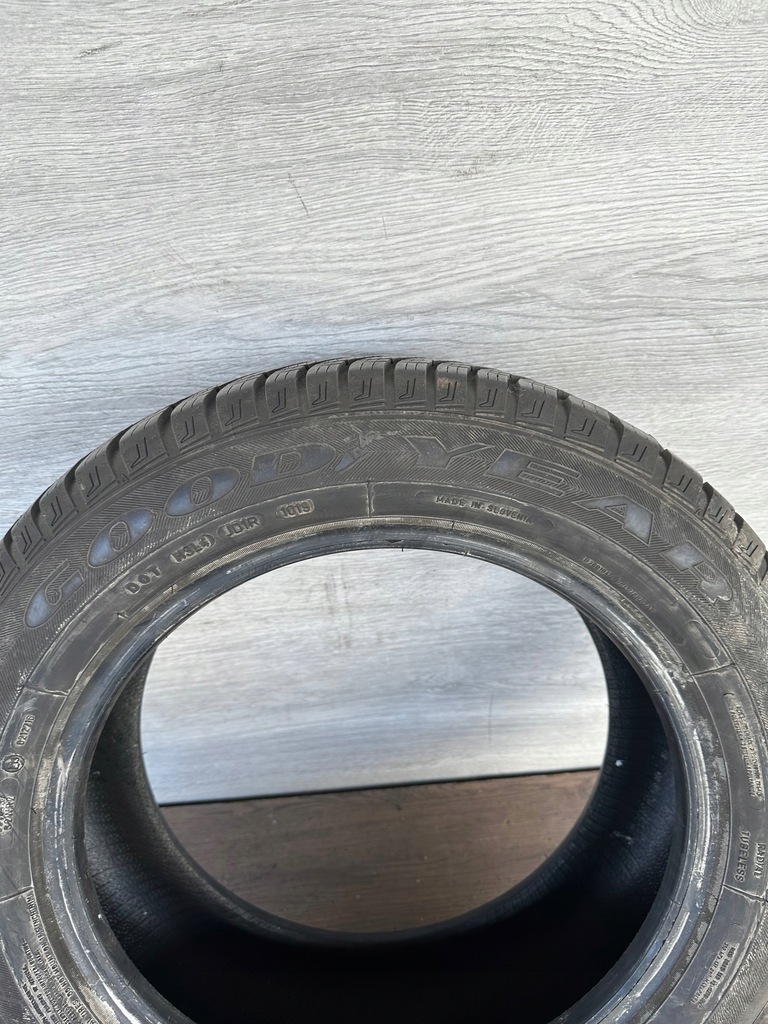 195/60R16 GOODYEAR VECTOR 4SEASONS 5,68mm Product image