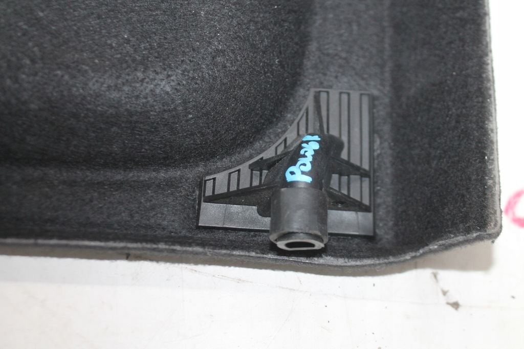 Root ράφι πίσω 6R686769B VW POLO V 6R 5-DOOR 09-14 Product image