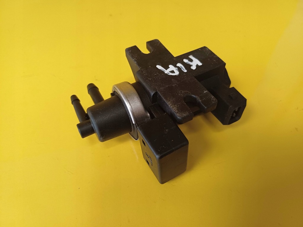 Kia Carnival 72190319 NR406 Valve Vacuum Product image