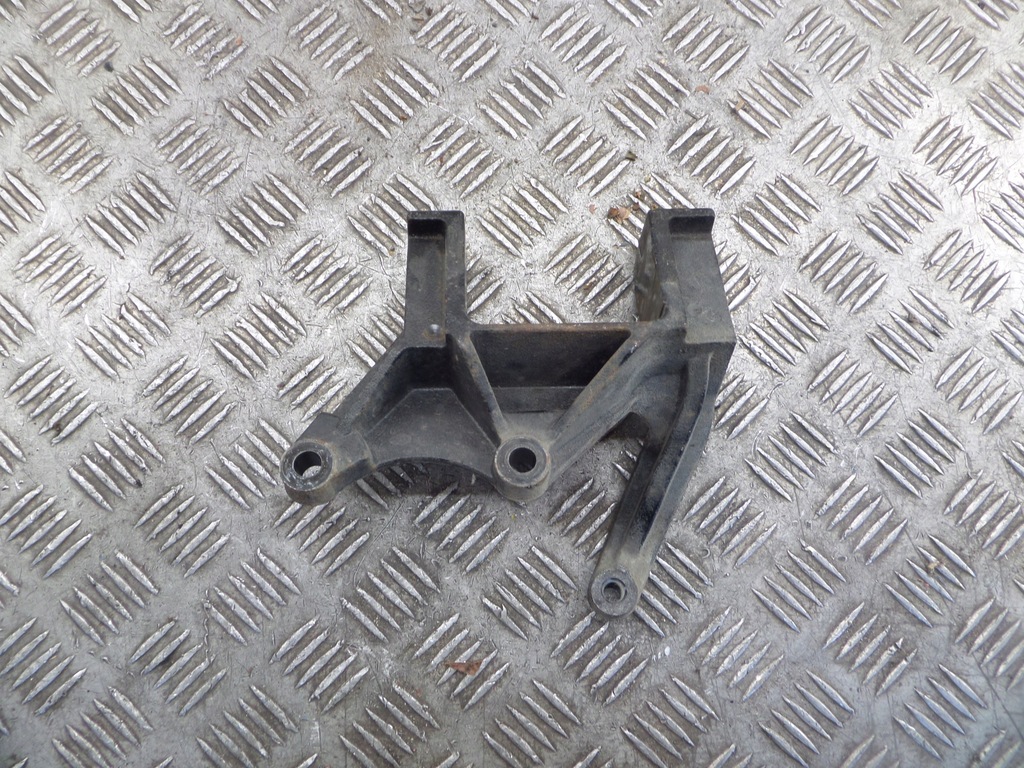 Υποστήριξη κιβωτίου ταχυτήτων MC170 Skoda Fabia III 1.4d Łapa 6C0199117 Product image