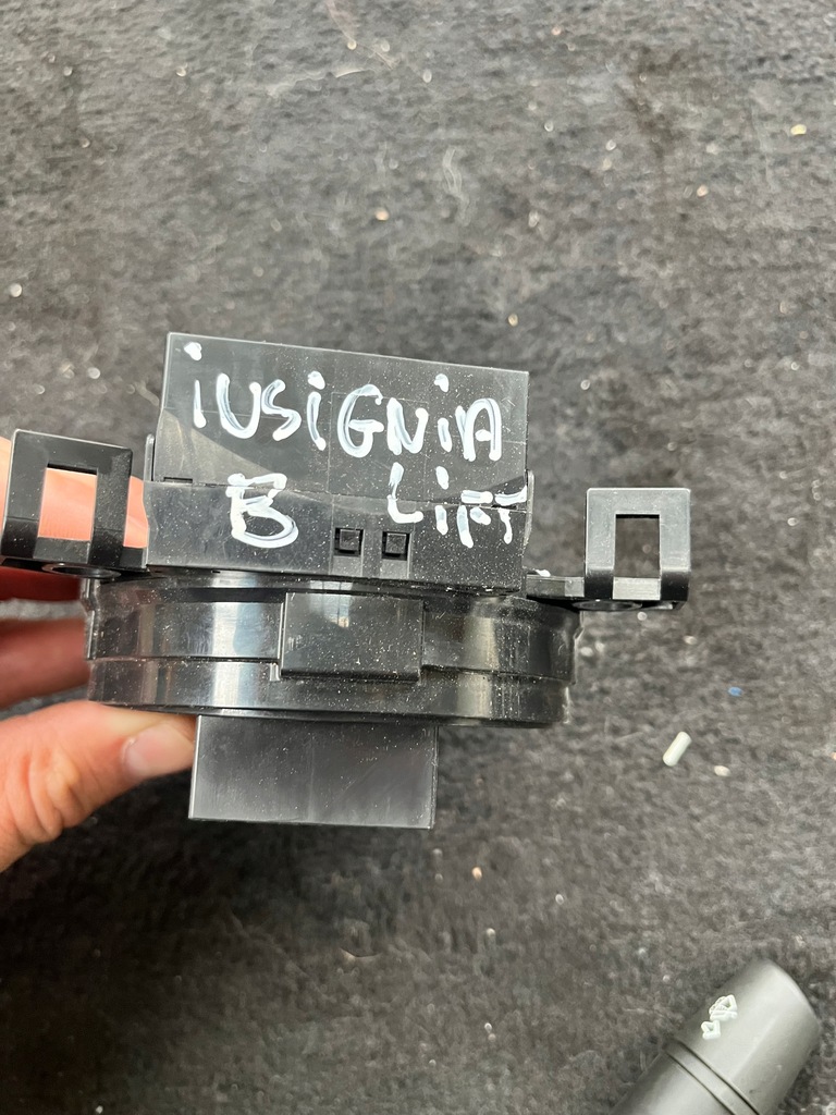 OPEL INSIGNIA II B LIFT LCI ΤΑΙΝΙΑ ΡΟΛΟΥ ΑΕΡΟΒΑΓΟΥ Product image