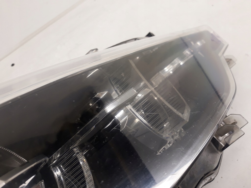 BMW 3 F30 F31 LED Lift εμπρός δεξιό φωτιστικό Product image