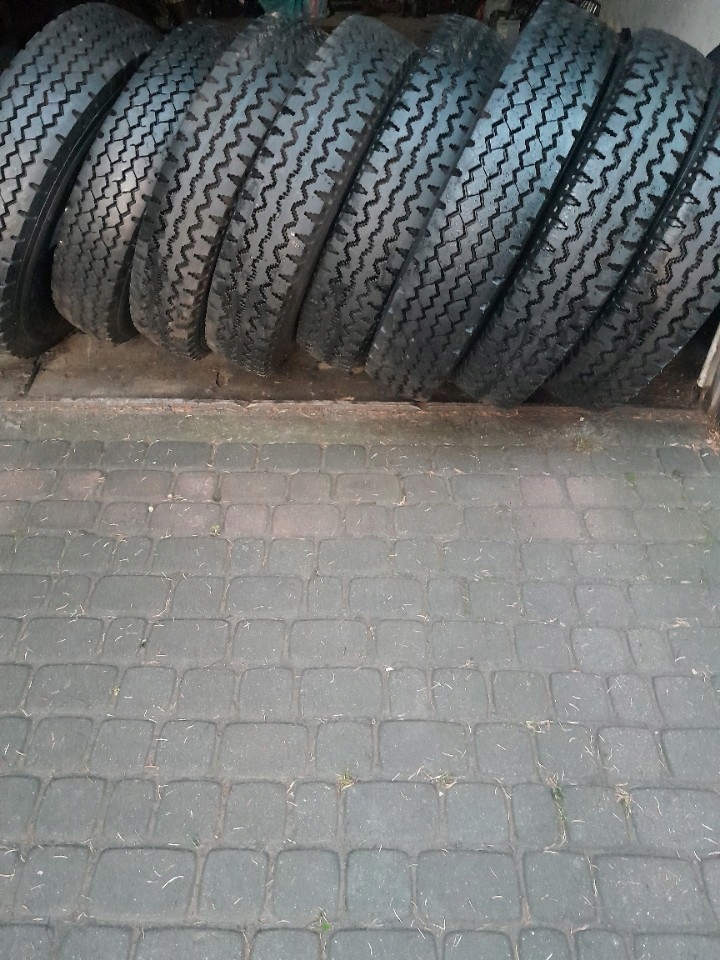Ελαστικό 825x20 (825R20) Κάμα Product image