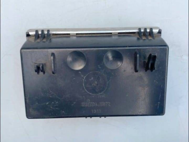 Mercedes-Benz E W124 1987 Γκρίζα πίσω πόρτα στην ξηρά Product image