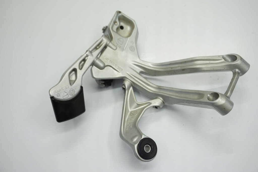 Ducati Multistrada V4 S 21- Set Toomrest δεξιά πίσω Product image
