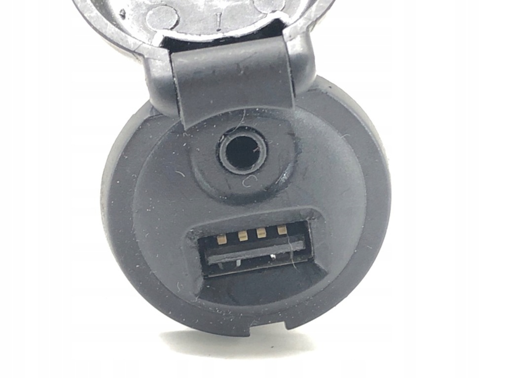 ΥΠΟΔΟΧΗ USB PEUGEOT 508 I 96645227XT 10-18 Product image