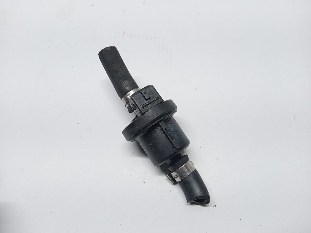 Bak Audi A4 B5 1.8 Βαλβίδα εξαερισμού Product image