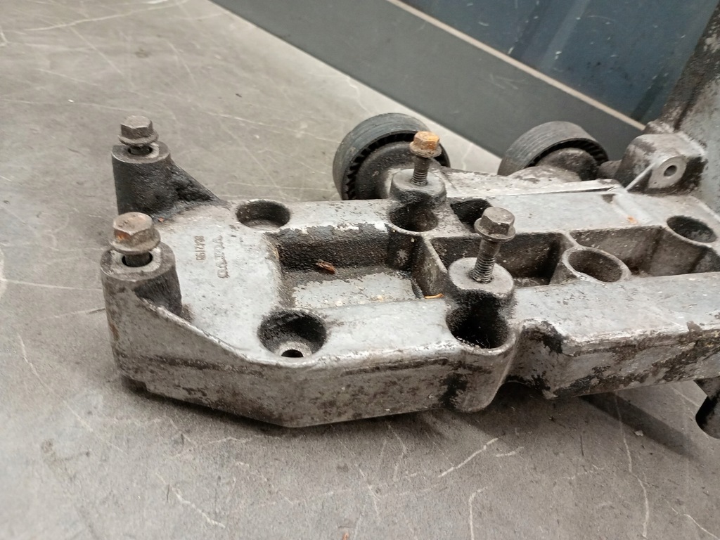 8642196 Volvo S60 και 2,4 Lap κινητήρα Product image