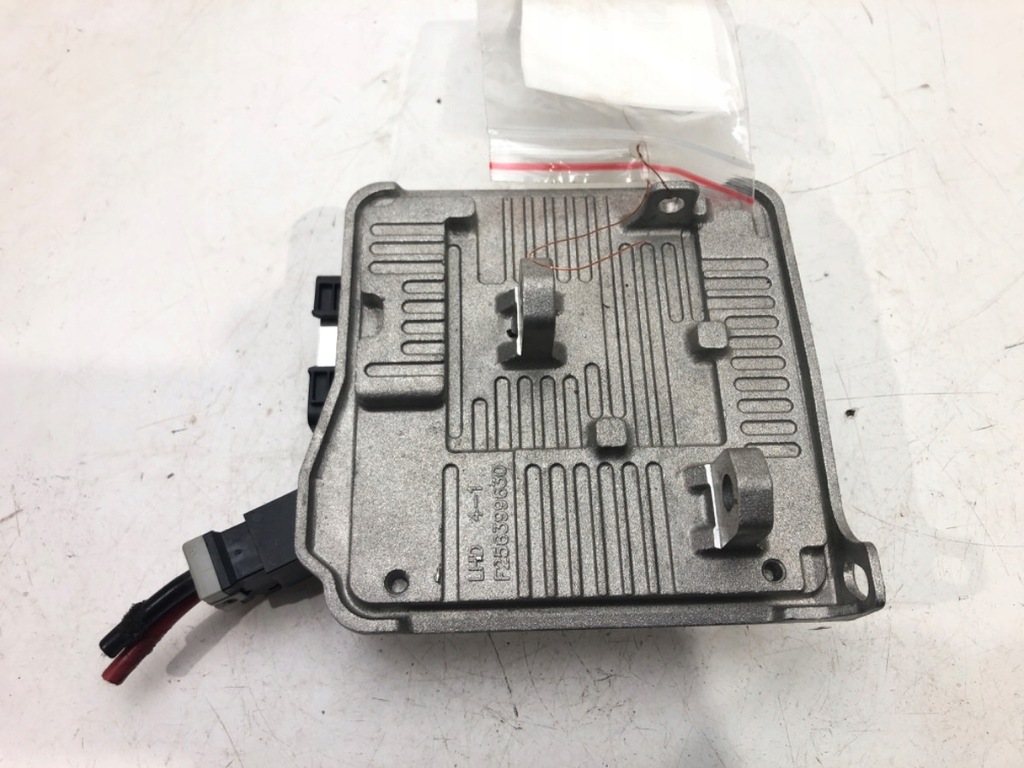 ΜΟΝΑΔΑ ΥΠΟΣΤΗΡΙΞΗΣ ΧΕΙΡΙΣΤΗΡΙΟ HYUNDAI i30 G4563-99500 Product image