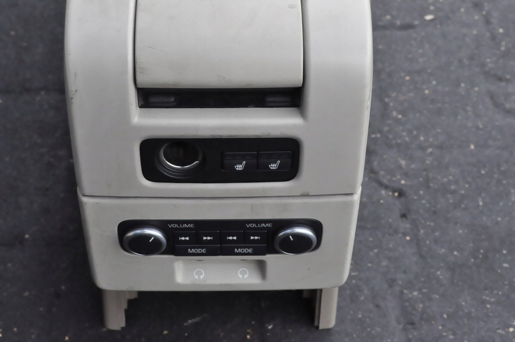 VOLVO XC70 II V70 III KOMPLET FOTELI FOTELE SIEDZENIA WENTYLOWANE Z DVD Product image