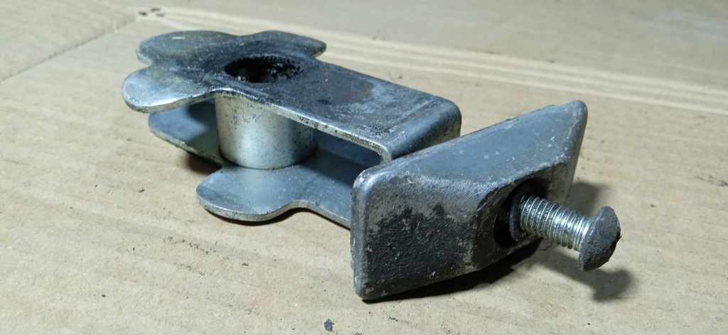 SUZUKI GSF 600 1200 BANDIT TENSIONER CHAIN ​​TENSION ΠΙΣΩ ΤΡΟΧΟΣ Product image