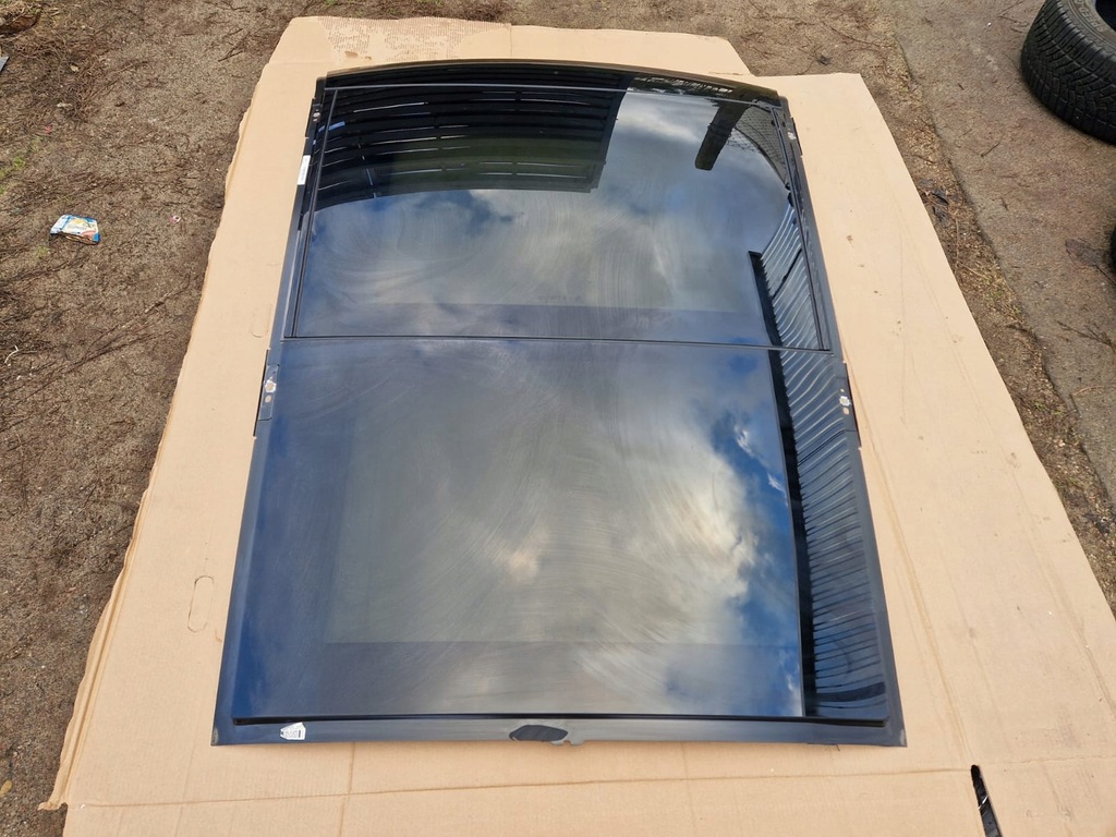 Mercedes GLC 254 Panorama Roof Sunroof Product image