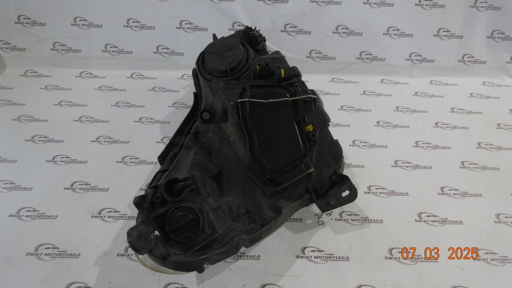 Opel Corsa D Lift 12R Αριστερά μπροστινή λάμπα 13392707 Αγγλικά Product image