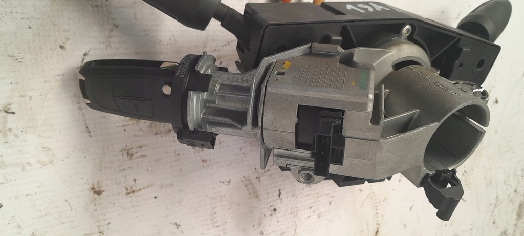 OPEL CORSA D 1.0 SET 55557932 0261208939 Product image