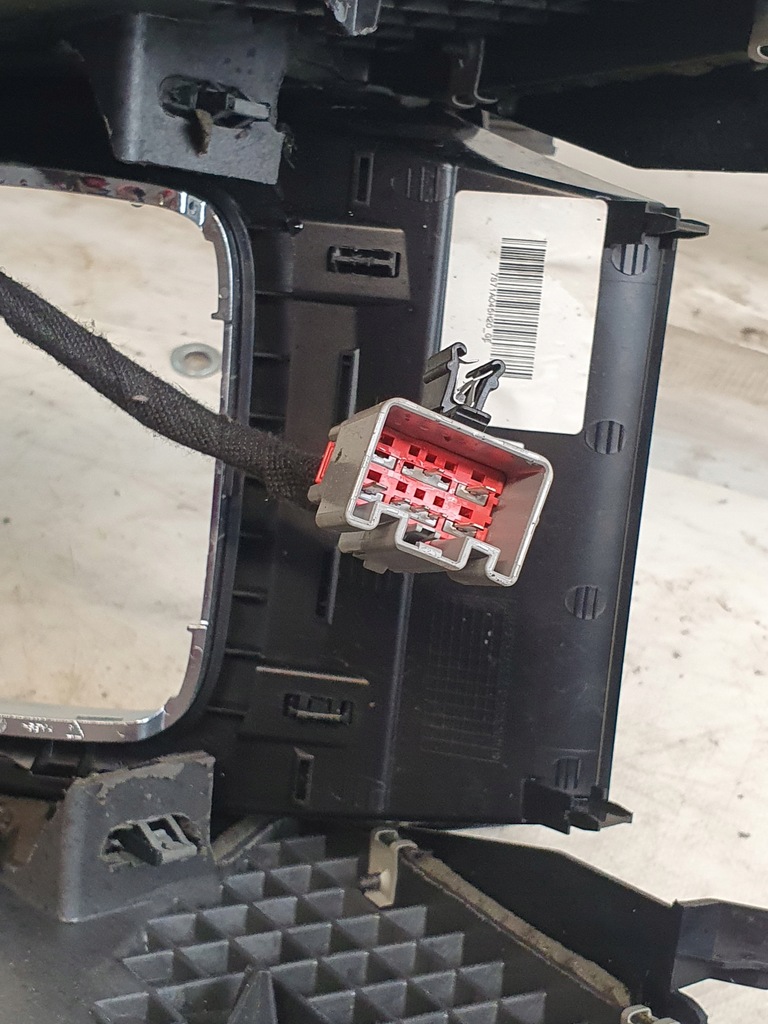 ΚΕΝΤΡΙΚΗ ΚΟΝΣΟΛΑ ΤΟΥΝΕΛ ΟΕ 7S71-A045A20-AX FORD MONDEO MK4 07 ΕΕ Product image