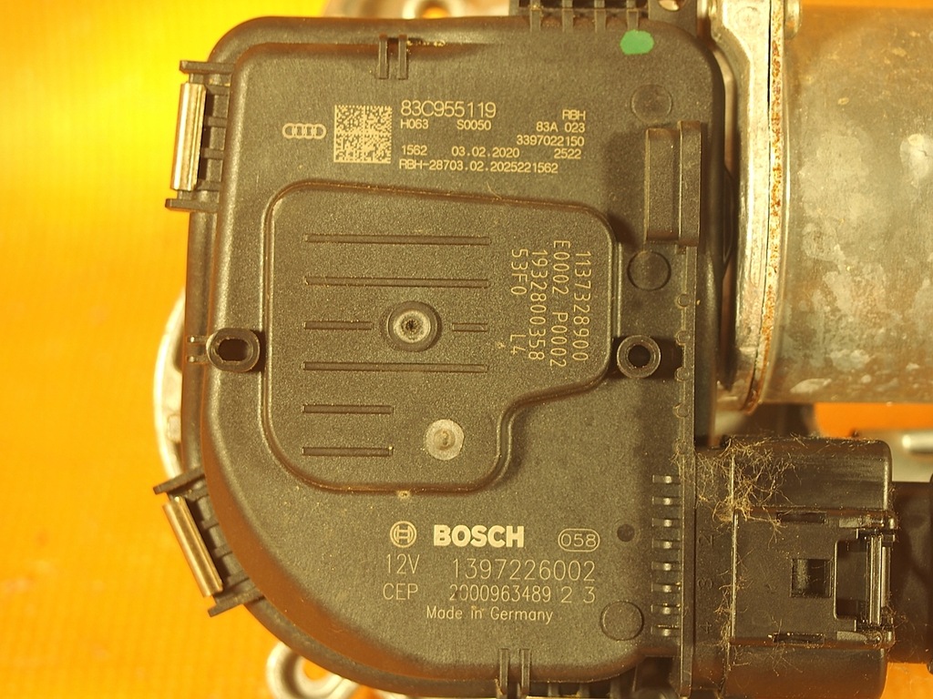 Audi Q3 83A 17KM RHD UK Wiper Mechanism Motor 83c955023a / 83c955119 Product image