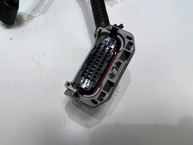 Πίσω πλεξούδα ανάρτησης Tesla 3 1067968-02-E Product image