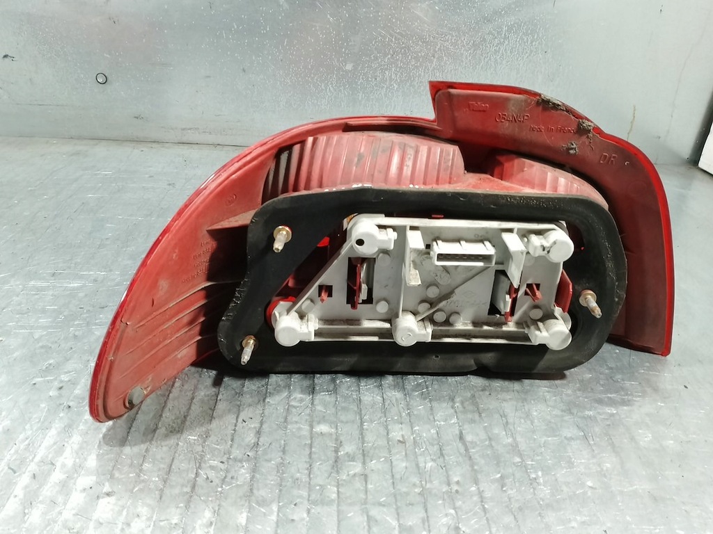 Toyota Avensis και T22 Sedan πίσω λάμπα Product image