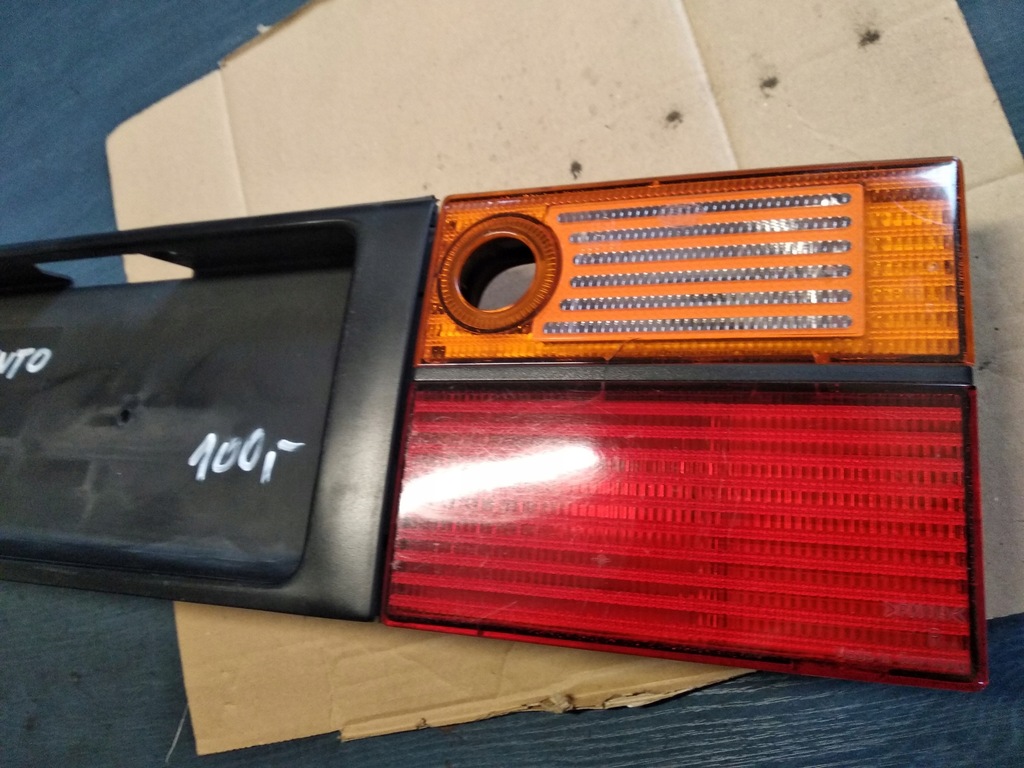 ΠΙΣΩ ΦΑΝΟ BLENDA VW VENTO HELLA 1H5853481 Product image