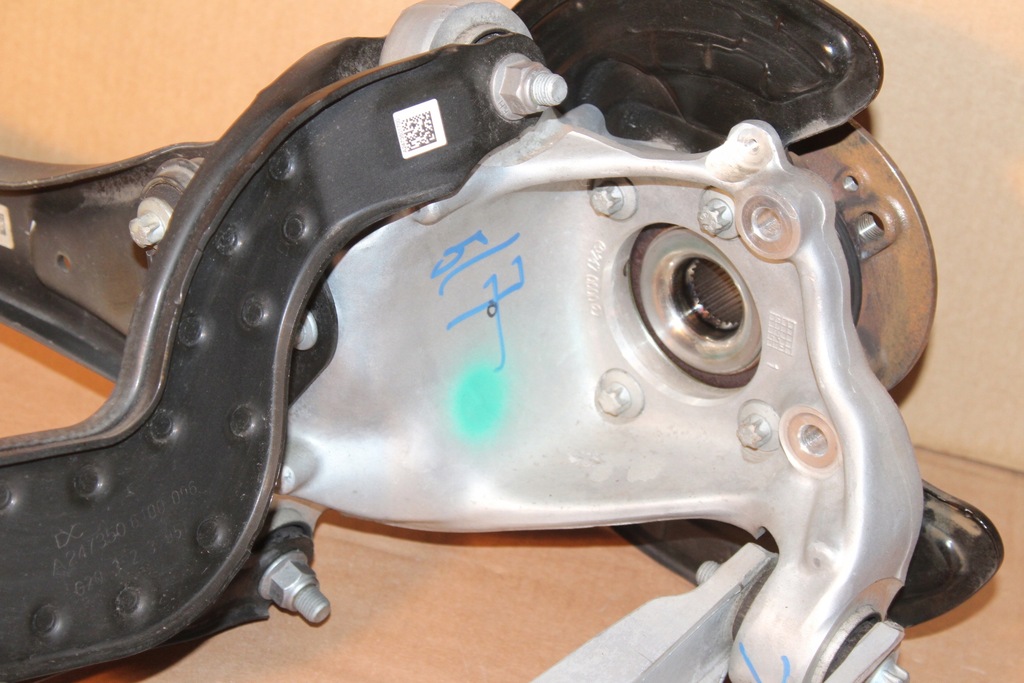 Πίσω δεξιά άρθρωση τιμονιού MERCEDES GLA GLB 247 200 250 4-MATIC Product image