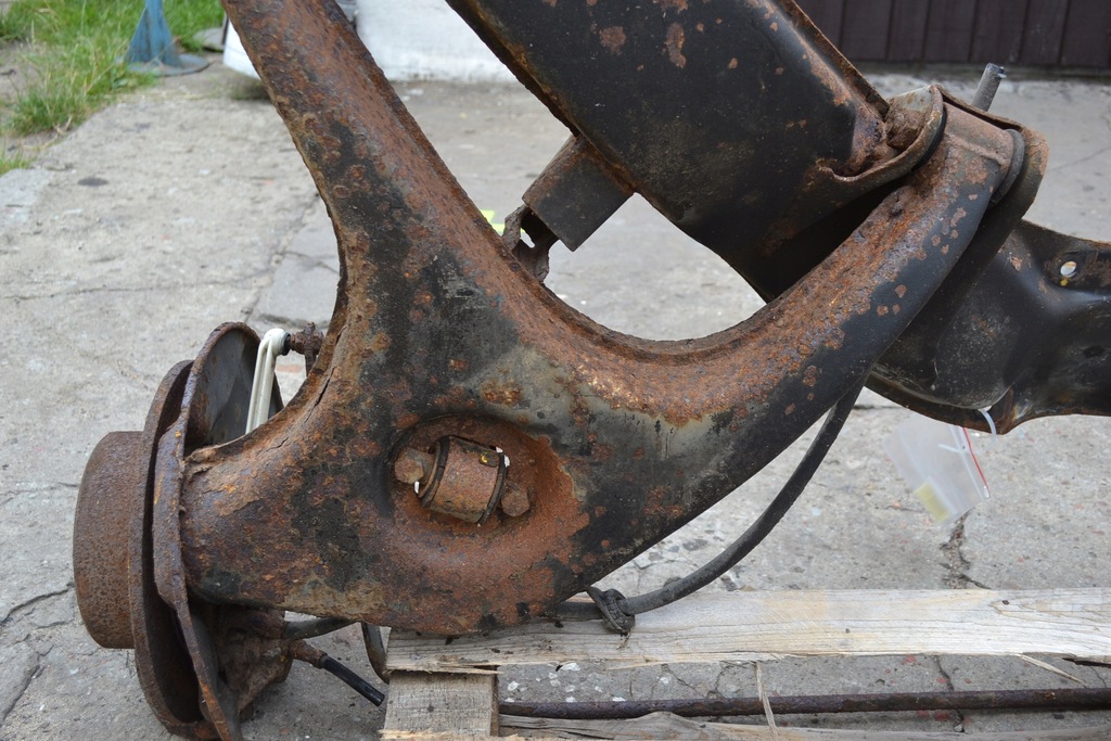 Mercedes W126 Πίσω ανάρτηση τρόλεϊ πίσω Product image