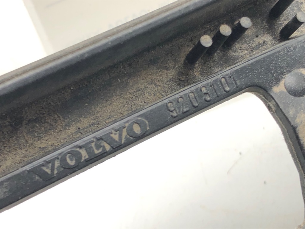 ΛΑΒΗ ΠΙΣΩ ΠΟΣΤΟΥ VOLVO V70 II 9203101 Kombi 99-08 Product image