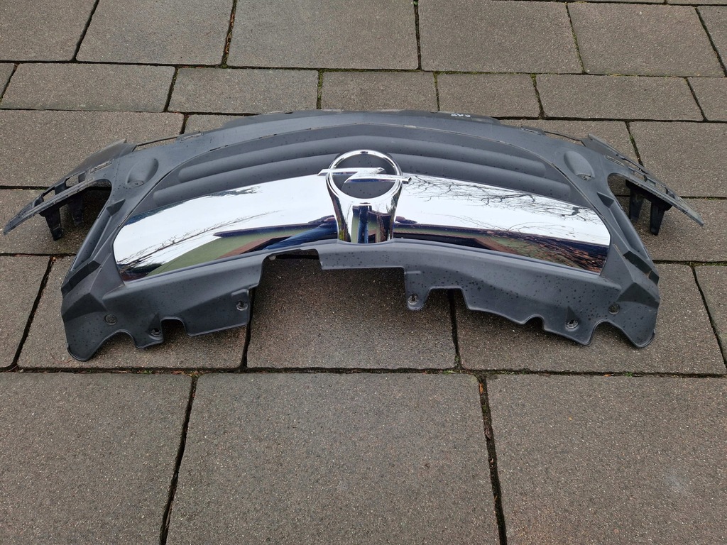 Opel Corsa D Πριν ανυψώσει το μπροστινό προφυλακτήρα Dummy Chrome 13179940 06-2011 Product image