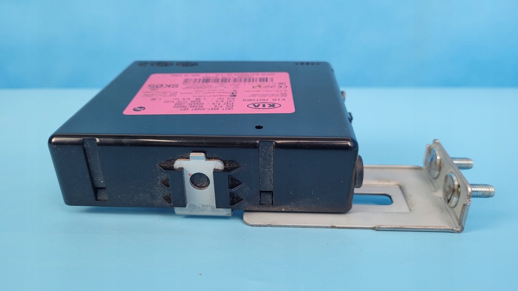 KIA STONIC 17r ASSY-SMART KEY CONTROLLER MODULE 95480-H8050 Product image