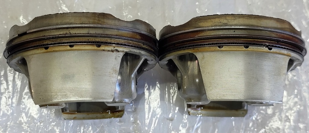 Κύλινδροι, έμβολα, Suzuki GSXR GSX-R 1000 K7 K8 2007-2008 Product image