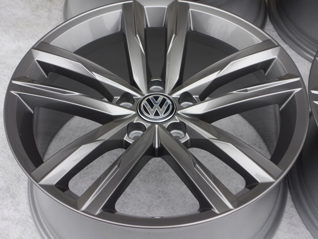 VW ARTEON PASSAT B8 LIFT TIGUAN 18' DARTFORD ΖΑΝΤΕΣ Product image