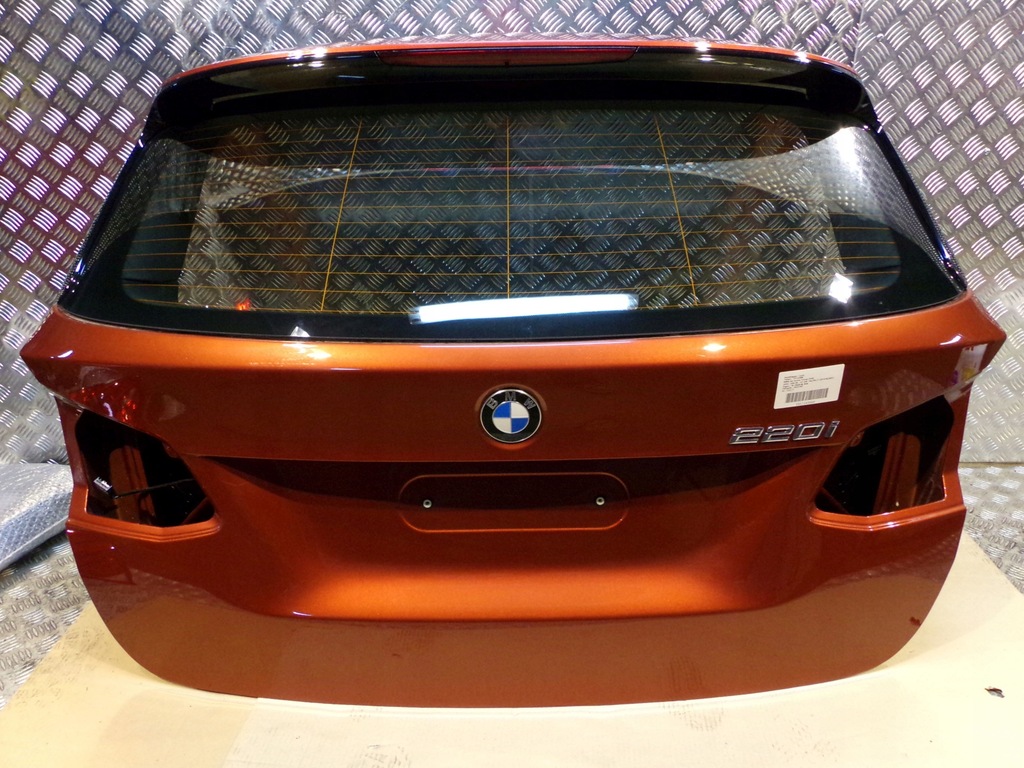 BMW 2 F45 ΚΑΠΑΚΙ ΜΕ ΧΡΩΜΑ Product image