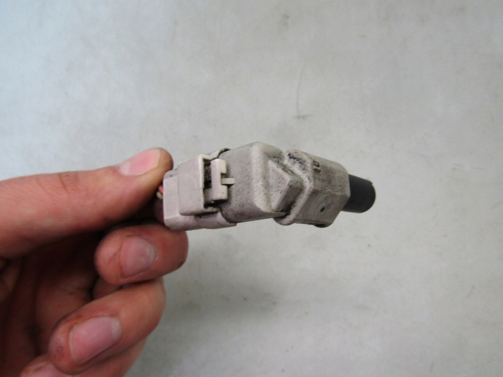406 2.0 HDI 99R POSITION CAMSHAFT SENSOR 9628559980 96 285 599 80 Product image