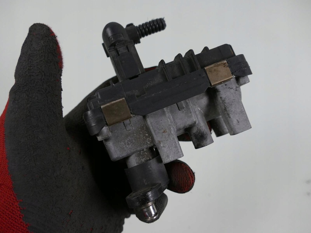 BMW 3 E92 E93 LIFT 2.0 D N47 ΕΛΕΓΧΟΣ ΣΤΡΟΒΙΒΟΛΙΖΟΜΕΝΟΥ E90 E91 Product image