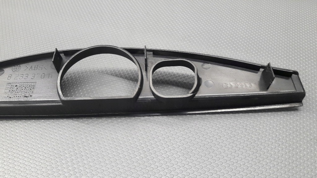 8233370 Κάλυμμα υαλοκαθαριστήρα πίσω πόρτας BMW E46 COMBI Product image