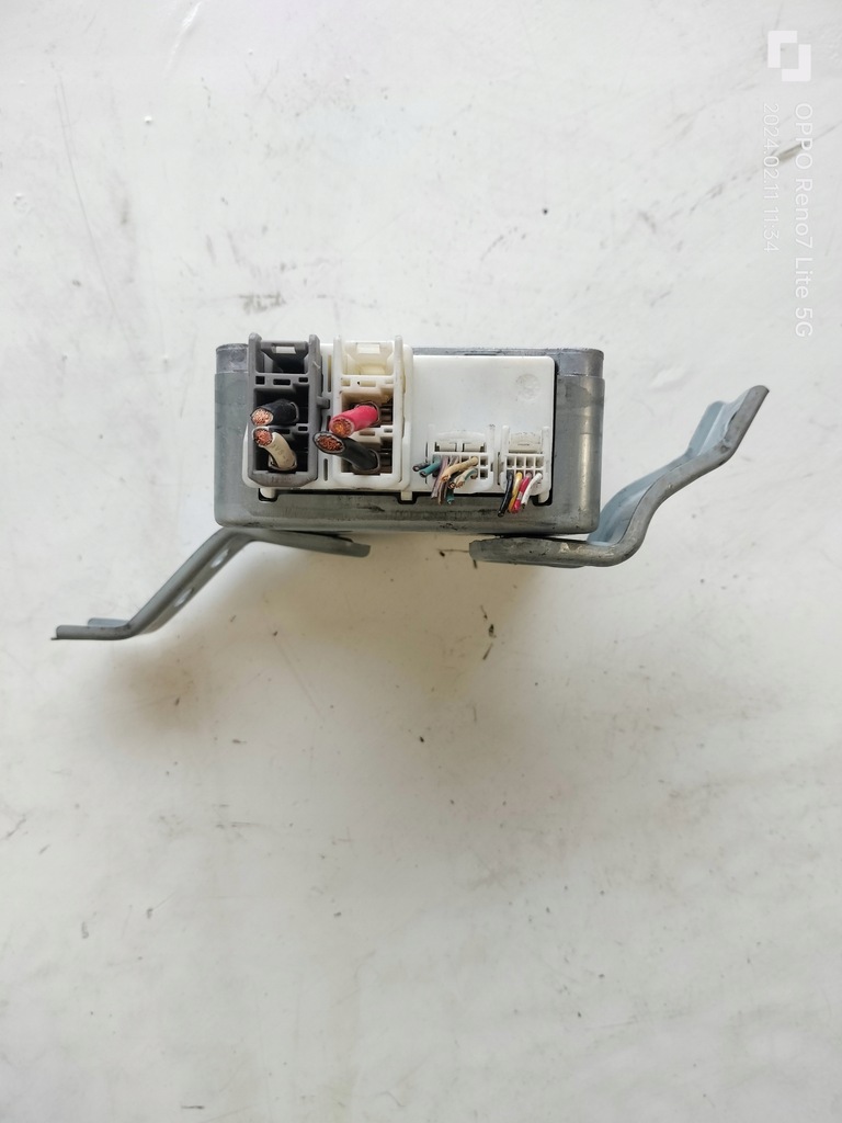 YARIS I SUPPORT MODULE SUPPORT CONTROLER 89650-0D030 6900000565 Product image