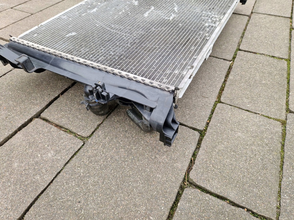 W176 W246 CLA W177 x177 GLA x156 Ψύκτης νερού A2465001303 Product image