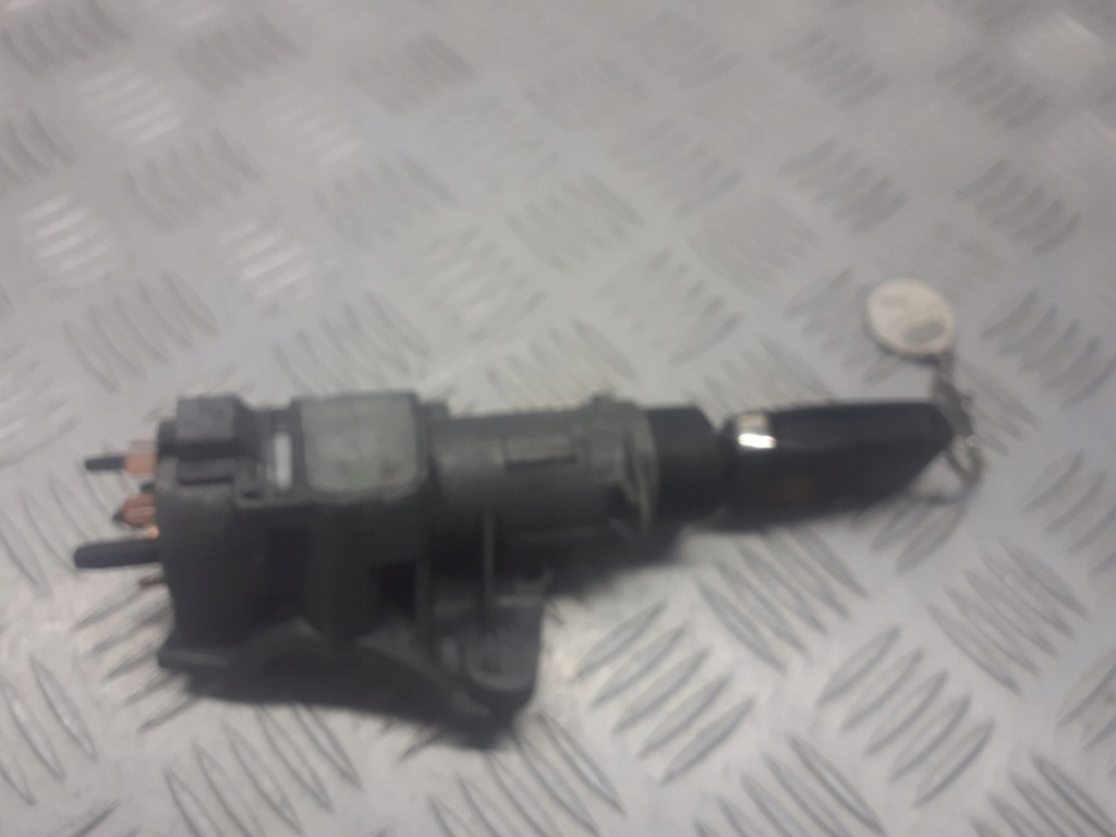 Ibiza Ibiza 1.9 TDI 4B0905851C κλειδί ανάφλεξη ανάφλεξης. Product image