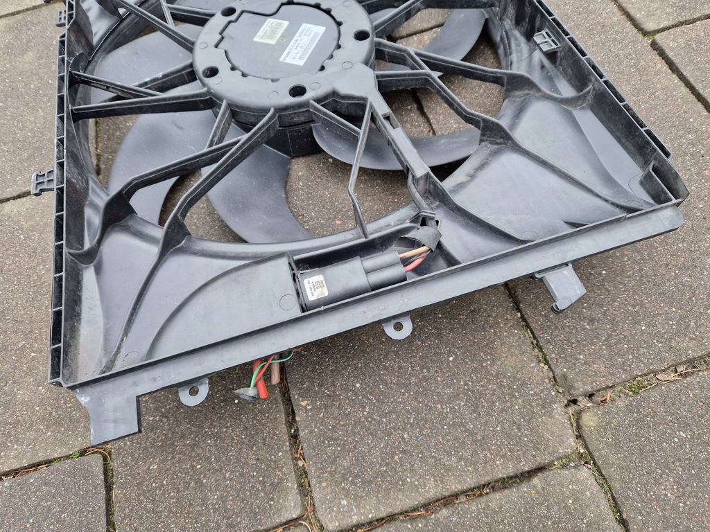 C-Class W204 Άλλες κατοικίες με 600W A204906802 A2045400788 2016 Product image