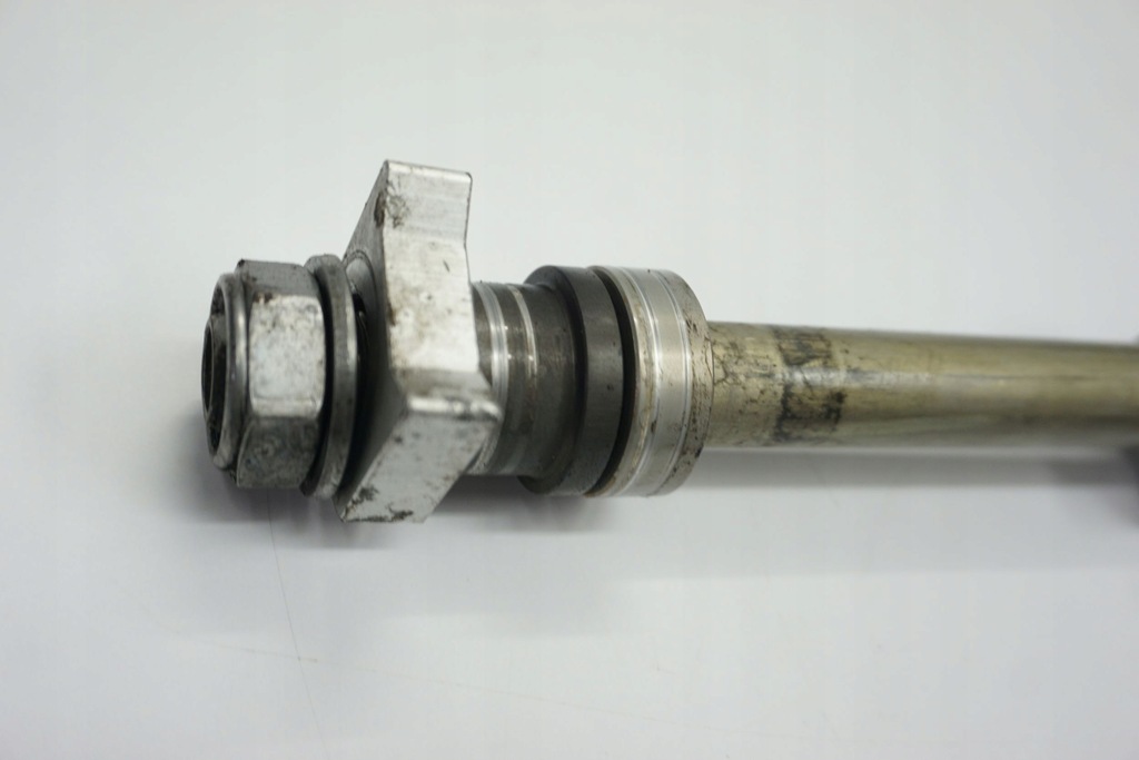 TRIUMPH TIGER 800 XRX 15-17 AXLE ΠΙΣΩ ΑΞΟΝΑΣ Product image