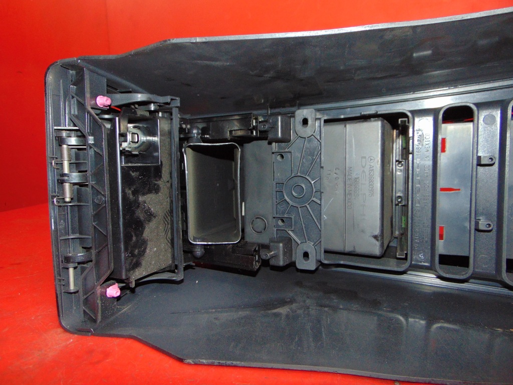 MERCEDES ML W163 LIFT 02- CENTER TUNNEL ARRMHREST CUP HOTHER Product image