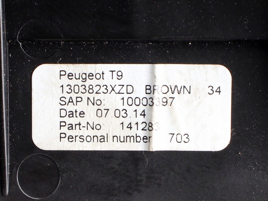 AIR GRILL RIGHT PEUGEOT 308 II T9 13- 96778766 1303823XZD Product image