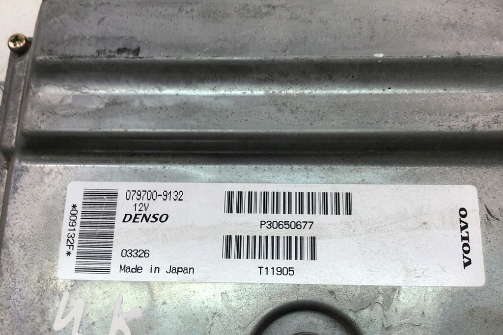 ECU Volvo S40 II (MS) 30650677 2005 Μονάδα ελέγχου κινητήρα Product image