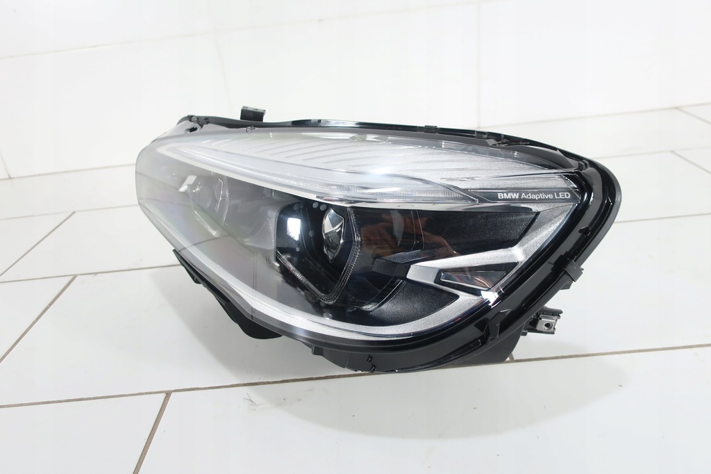 ΕΜΠΡΟΣ ΦΩΤΙΣΤΙΚΟ ΑΡΙΣΤΕΡΟ BMW 2 F45 LIFT ADAPTIVE LED Product image