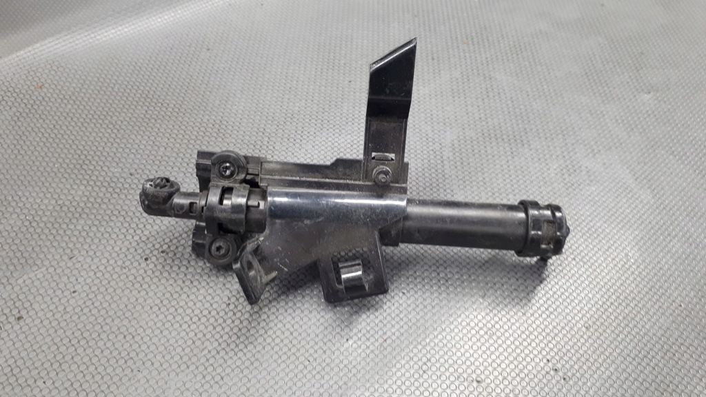 BJ32-13C153-CA αριστερό πλυντήριο παρμπρίζ Range Rover Evoqu Product image