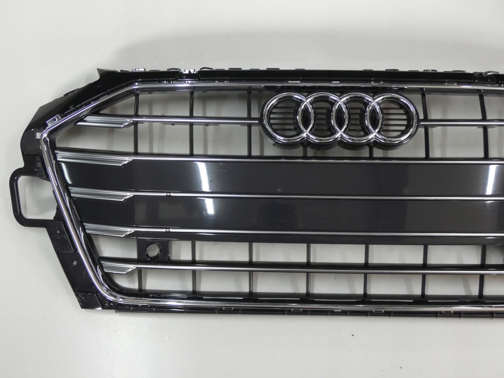 Faux grill AUDI A4 8W ανελκυστήρας Product image
